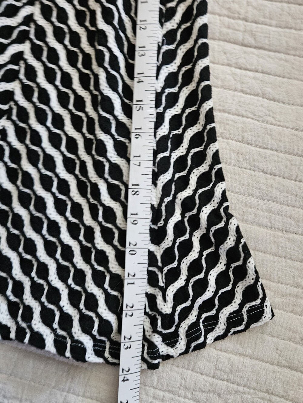 Black & White Chevron A-Line Skirt - Picture 5 of 8